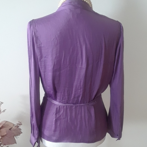 🌟Cute lap over blouse - Picture 2 of 5